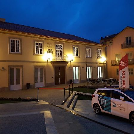 Da Praca Hostel Santa Maria da Feira Bagian luar foto